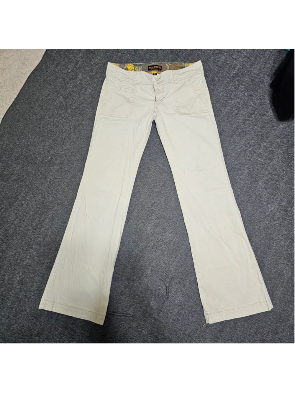 Hollister Co Low Rise Khaki Flare Pants Floral Waistband Y2K Size 7L